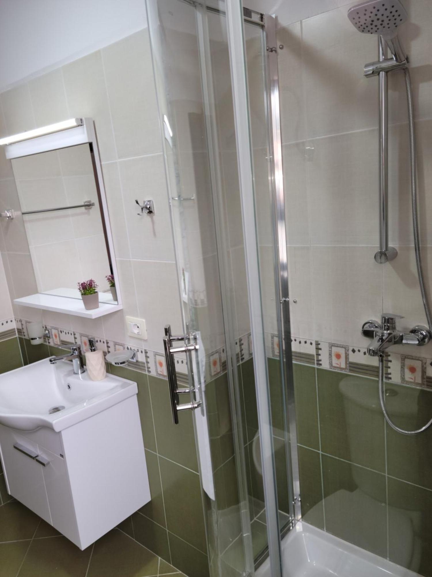 Gledis Apartment Tirana - Panoramic City Terrace 外观 照片